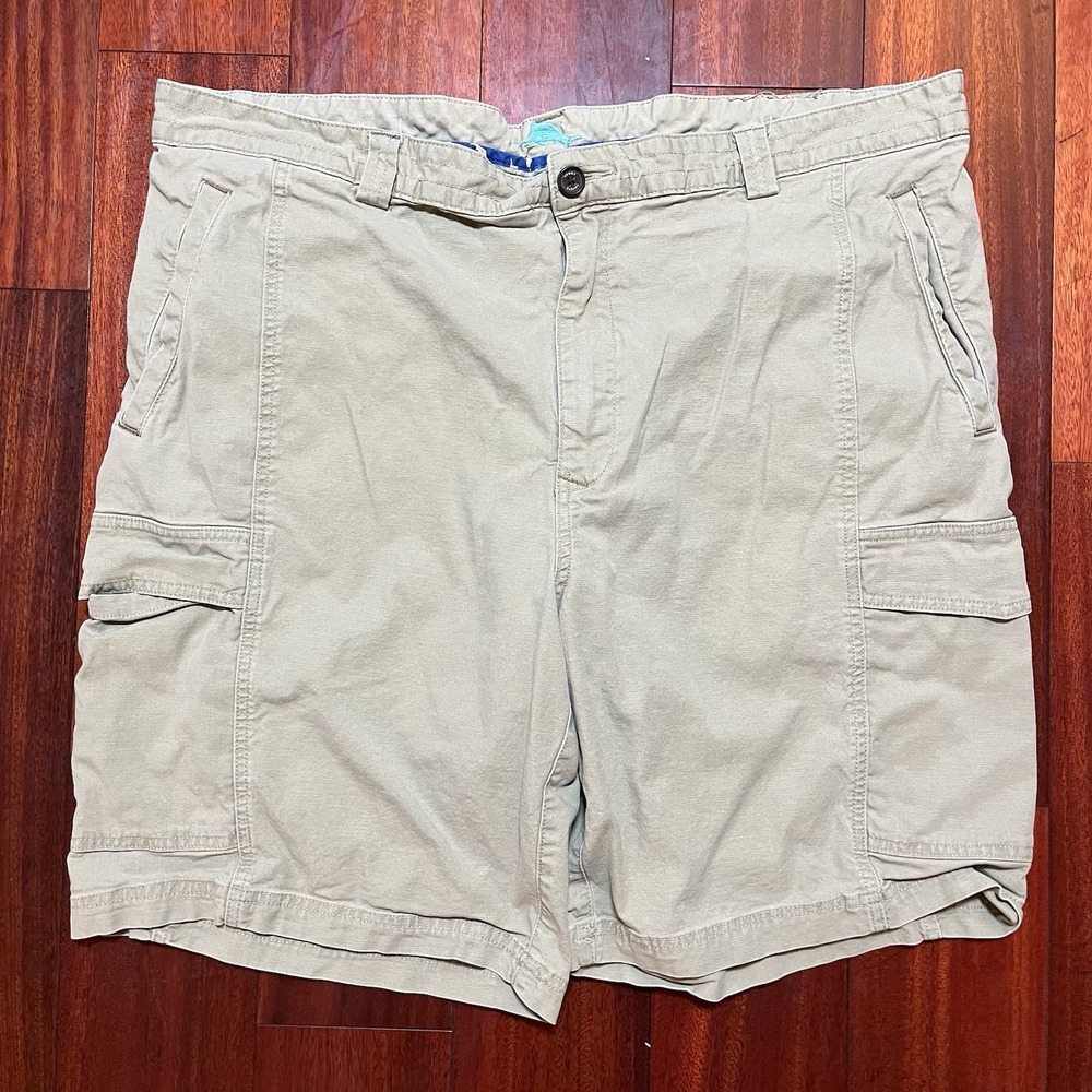 Tommy Bahama Shorts Mens 42 9" Inseam Tan Beige CARGO Casual Lyocell Stretch